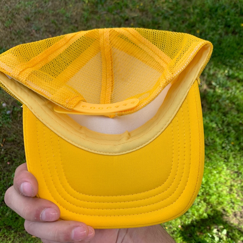 Vintage bape trucker hat %100 real !!!! - Picture 2 of 4
